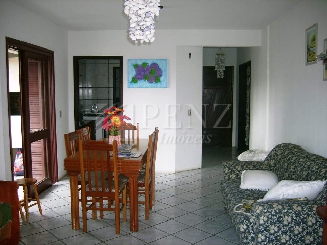Apartamento 3 Dorm.